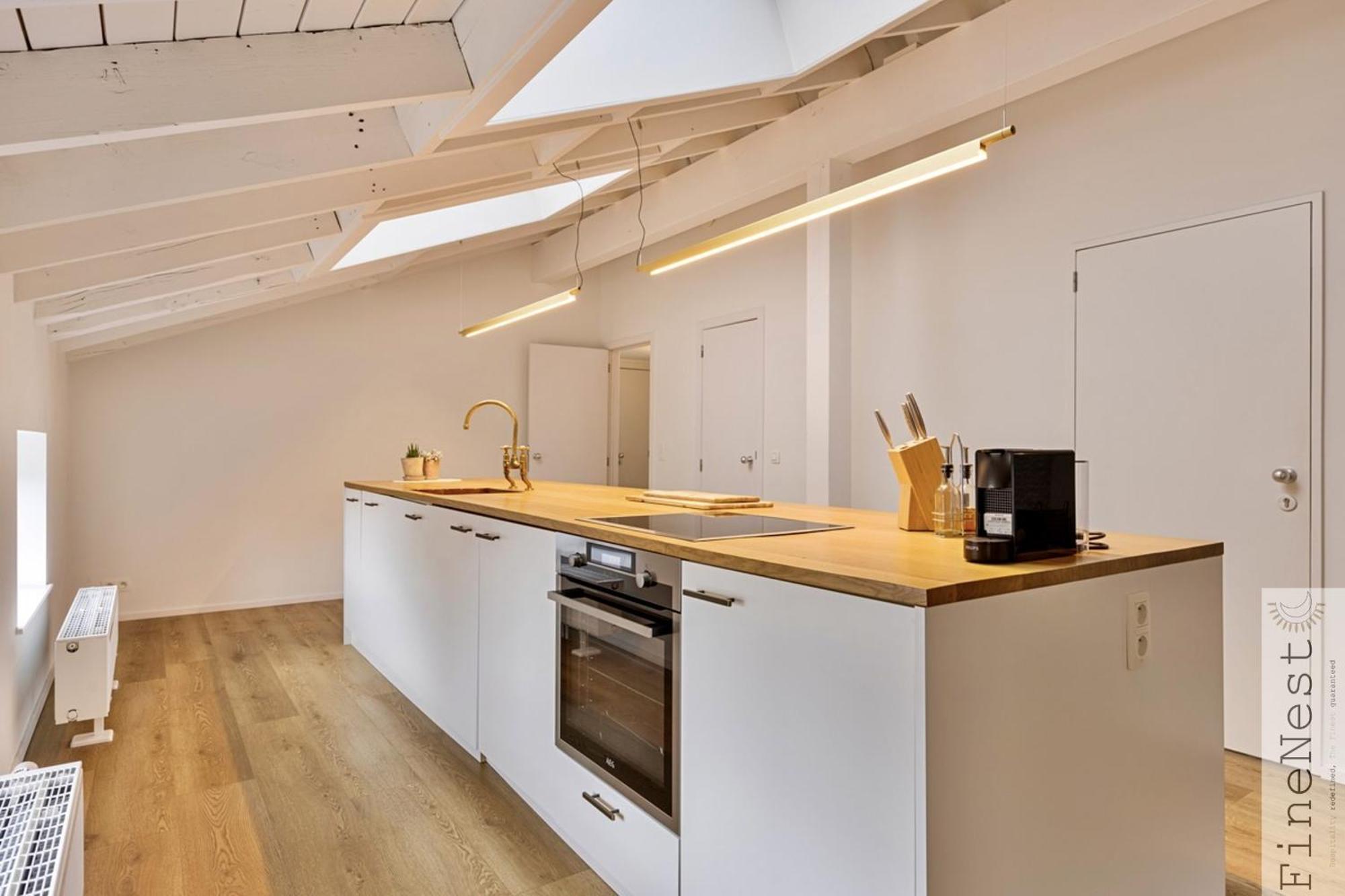 Loft 3 Chambres "Bueren" - Parking - Au Centre De Liege By Finenest Exterior photo